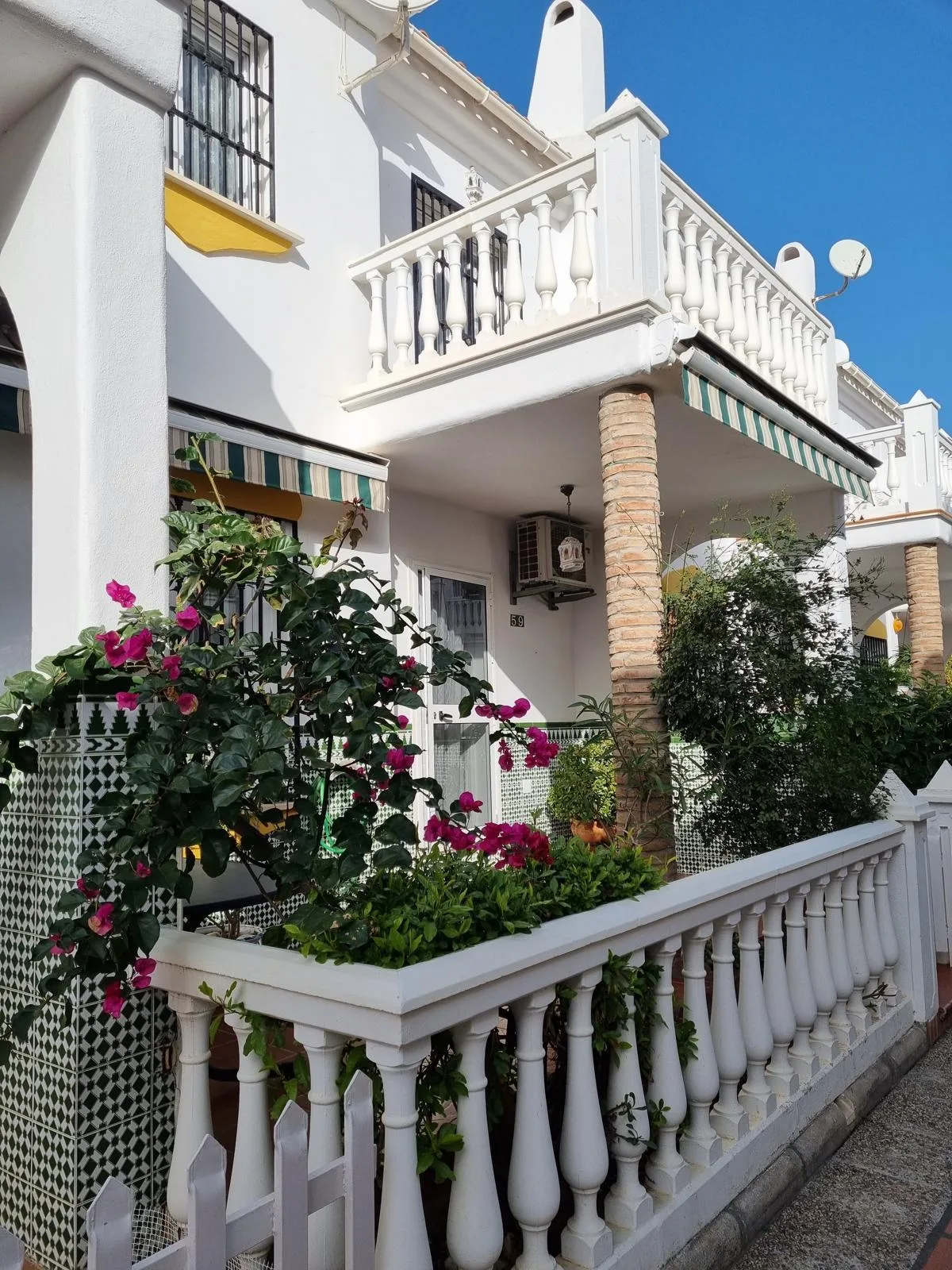Chalet adosado en Urbanización a pie de playa